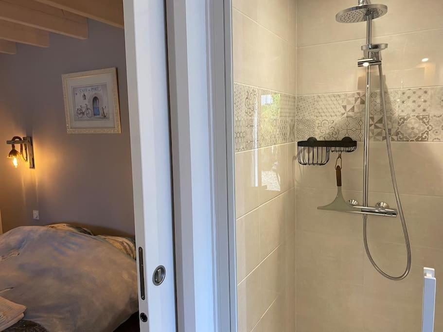 La Cabane De Lily - T2 Classe 3 Etoiles Rochefort  Ngoại thất bức ảnh