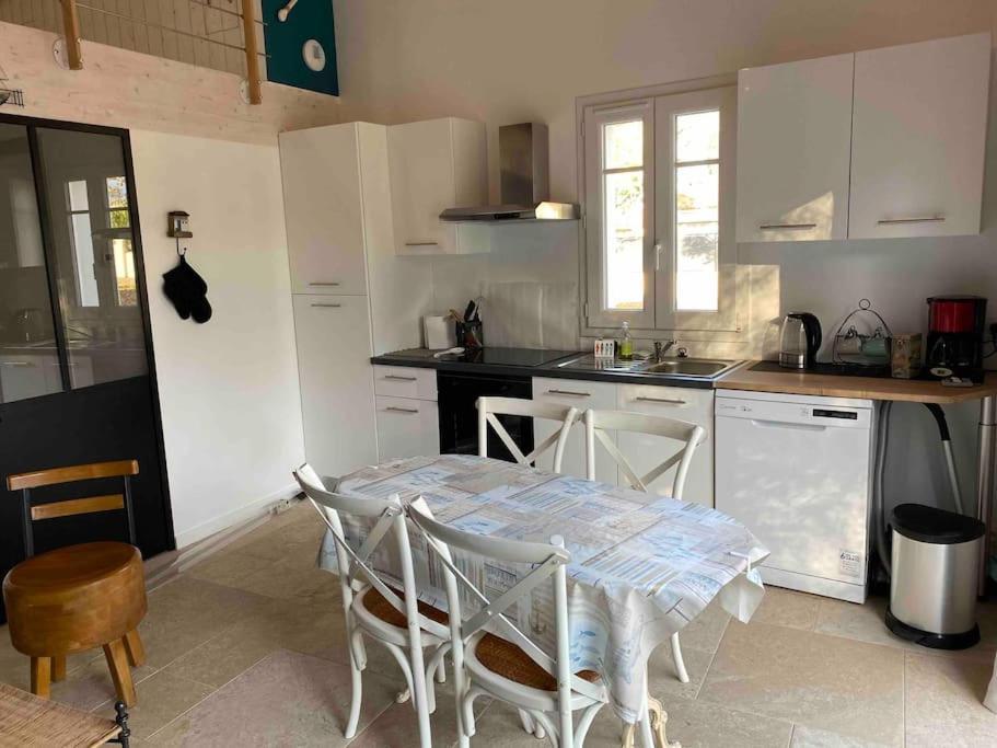 La Cabane De Lily - T2 Classe 3 Etoiles Rochefort  Ngoại thất bức ảnh